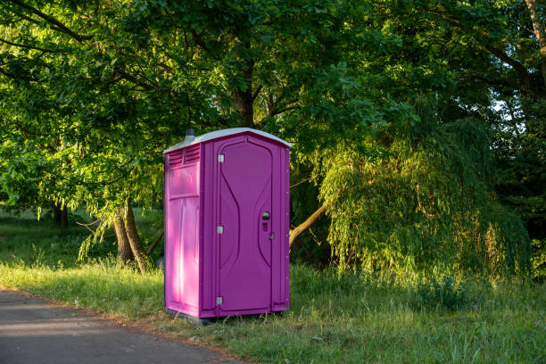 Best Luxury portable toilet rental  in Miamitown, OH