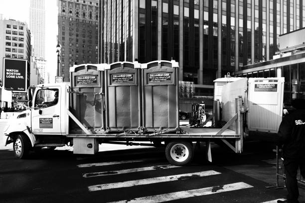 Best Portable bathroom rental  in Miamitown, OH